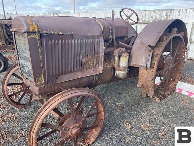 mccormick-deering-tractor---ritzville,-wa-image-1
