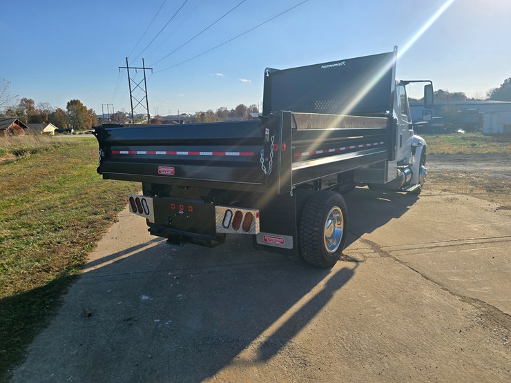 international-durastar-4300-image-14