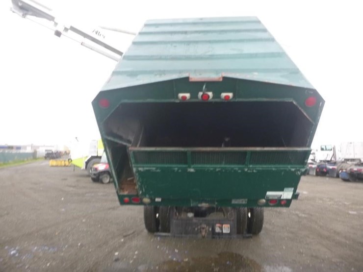 2004-ford-f750-image-10