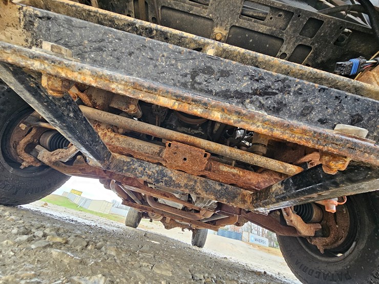 chevrolet-silverado-2500-image-31