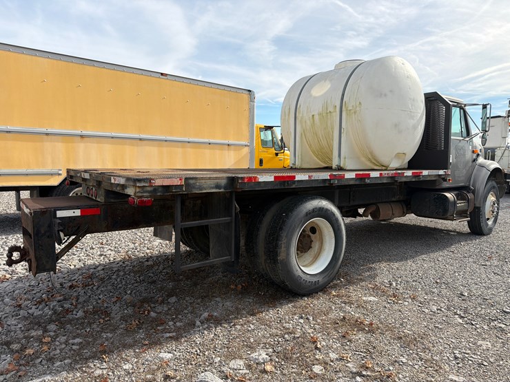 international-4700-image-4