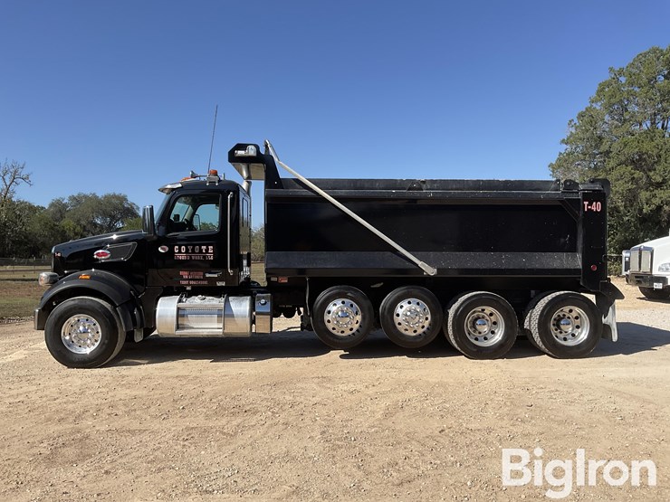 peterbilt-567-image-8