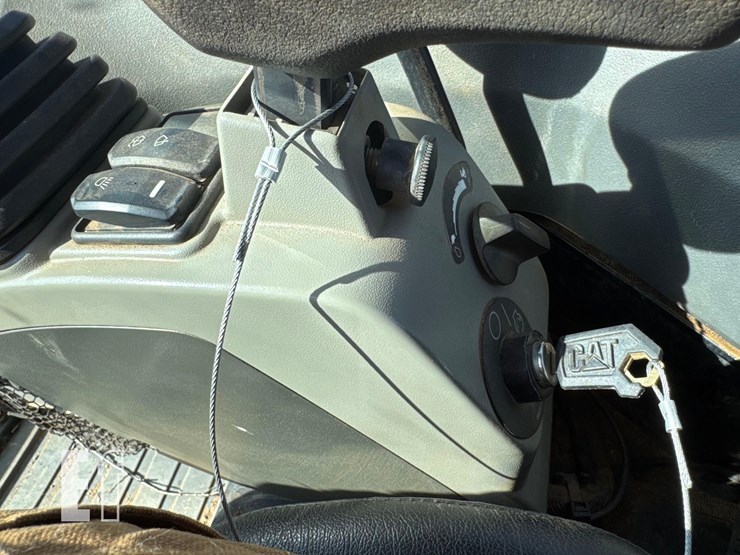 2017-caterpillar-304e2-cr-image-31