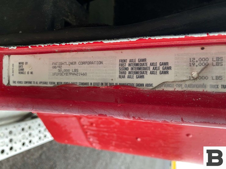 1993-freightliner-fld120-image-71