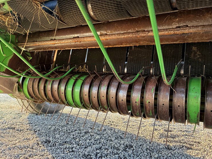 john-deere-535-image-12