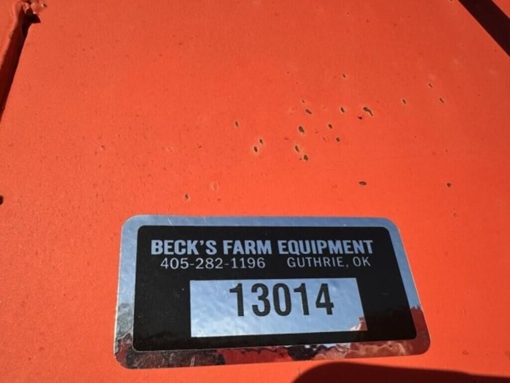 300-bushel-killbros-grain-cart-w/-side-auger-image-7