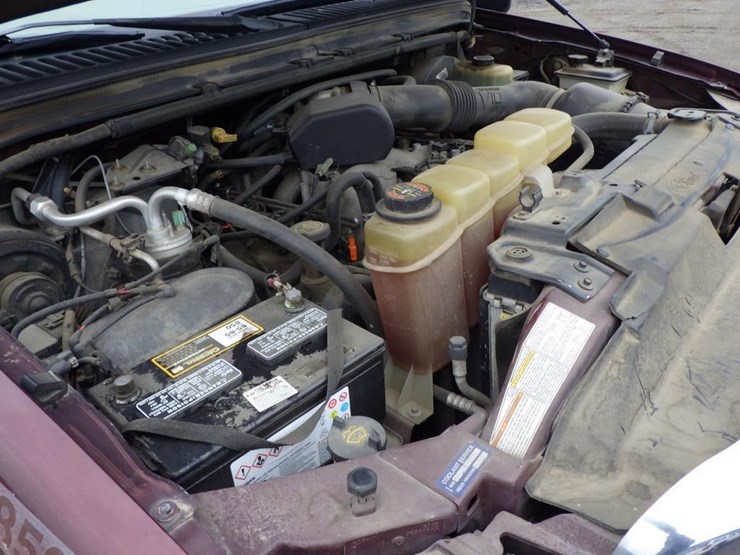 2000-ford-excursion-image-11