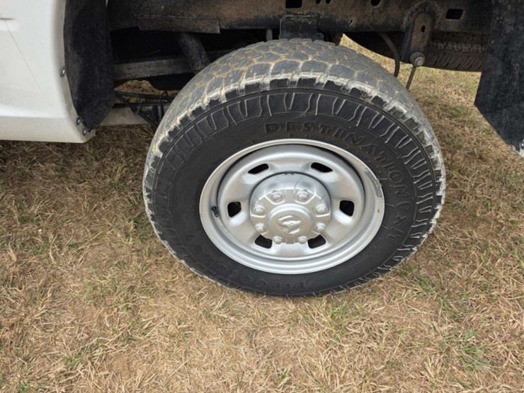 2017-dodge-2500-image-15