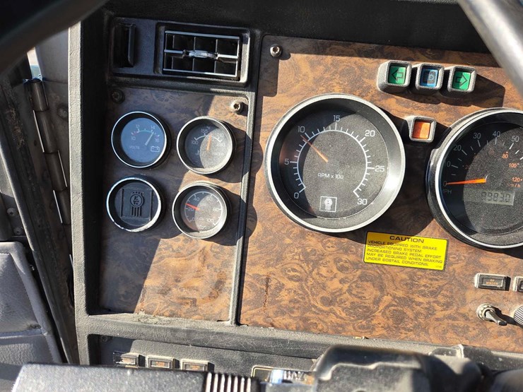 kenworth-t800-image-63