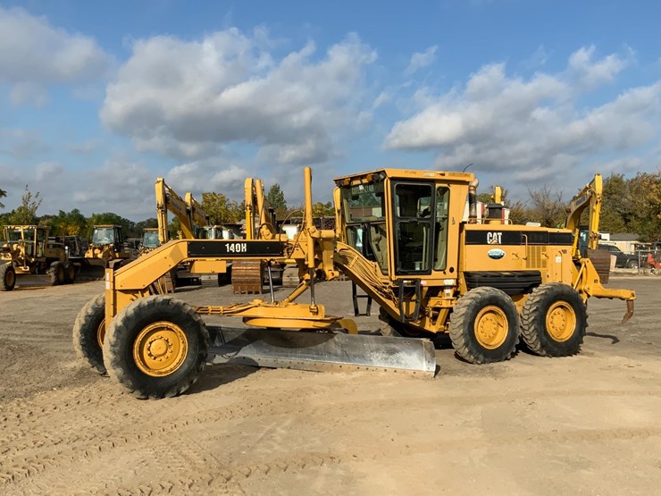 caterpillar-140h-vhp-image-8