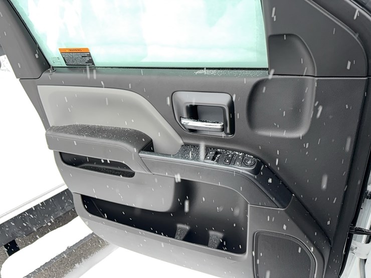 chevrolet-6500-image-19