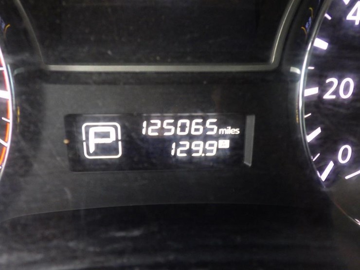 2014-nissan-pathfinder-image-14