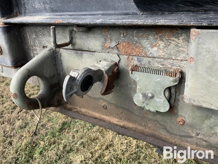 1962-southwest-truckbody-t/a-nurse-tank-trailer-image-11