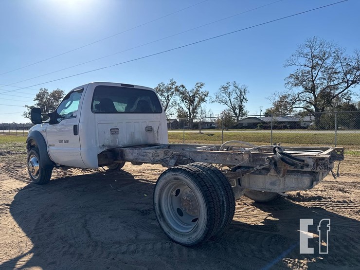 ford-f550-xl-image-8