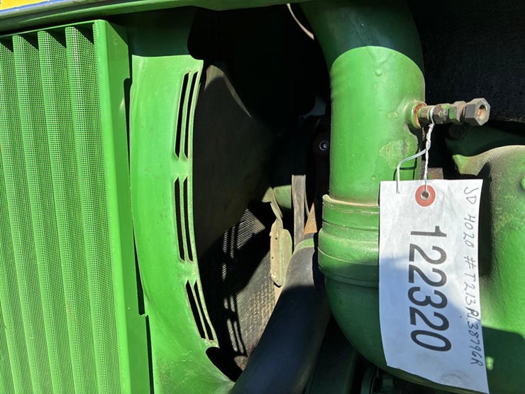 john-deere-4020-image-31