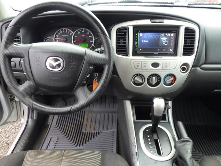 2005-mazda-tribute-image-9