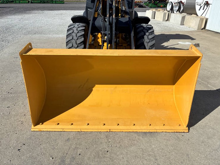 #122386-•-2022-jd-204l-#1lu204lcazb068342-image-10