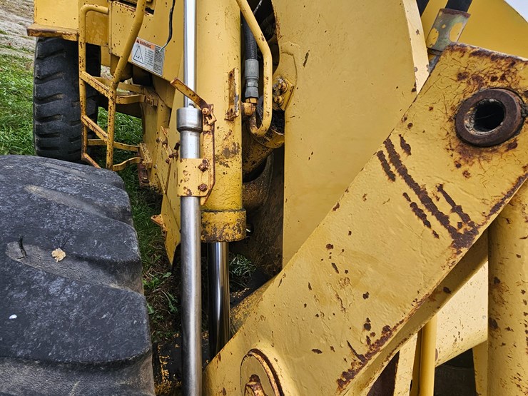 caterpillar-920-image-67