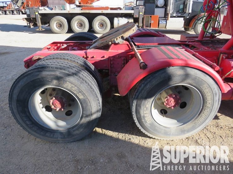 2012-kenworth-t800-image-9