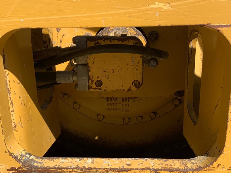 caterpillar-cp-563e-image-17