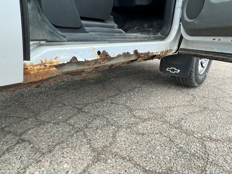 2013-chevrolet-1500-image-28