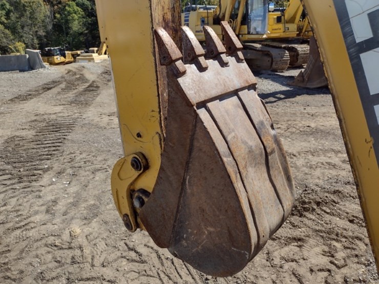 2005-deere-310sg-image-32