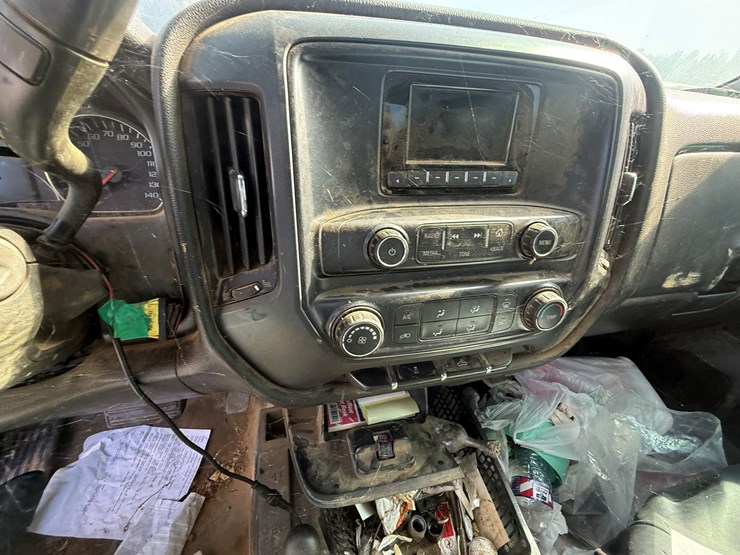 chevrolet-silverado-1500-image-54