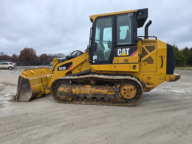 caterpillar-953d-image-14