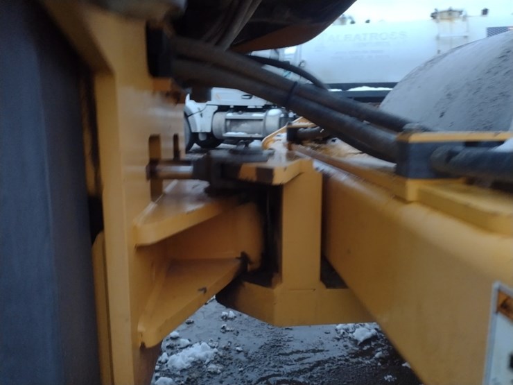 volvo-sd75b-image-23