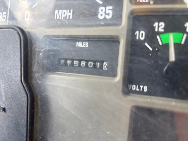 international-4700-image-12