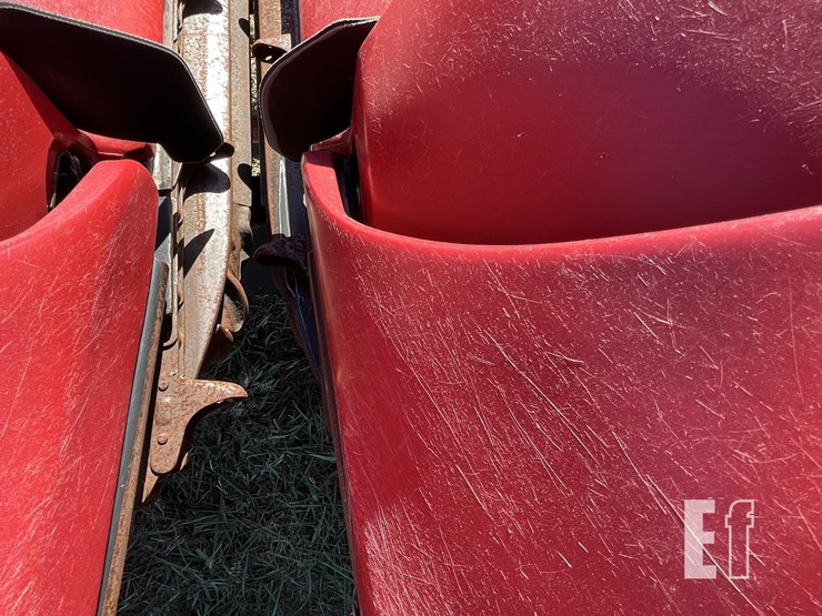 2009-case-ih-3208-image-13