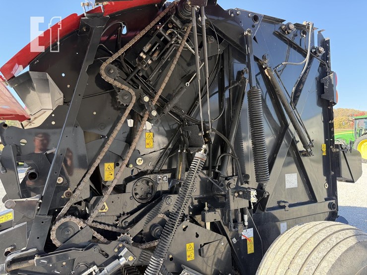 case-ih-rb565-image-17