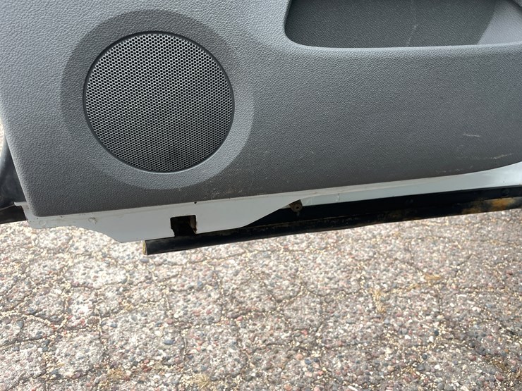 2010-chevrolet-1500-image-51