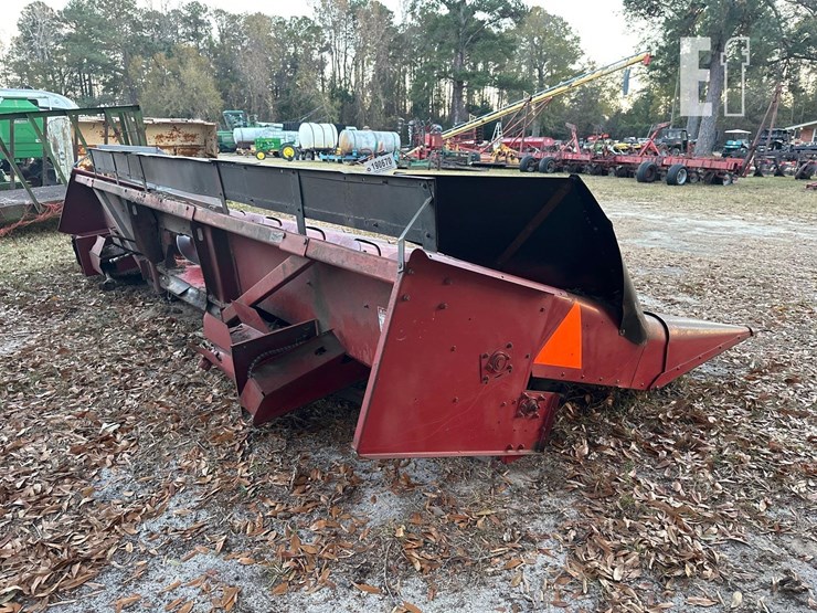 case-ih-1064-image-2