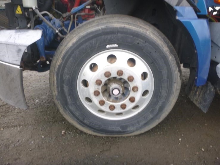 international-prostar-image-22