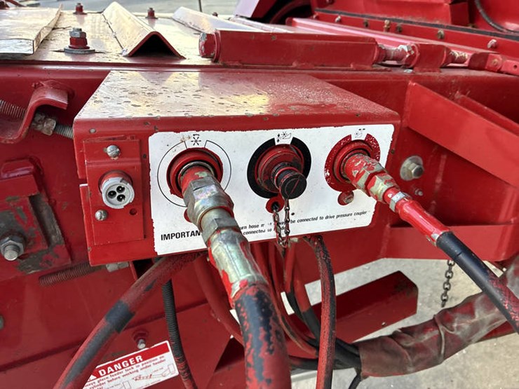 case-ih-1640-image-22