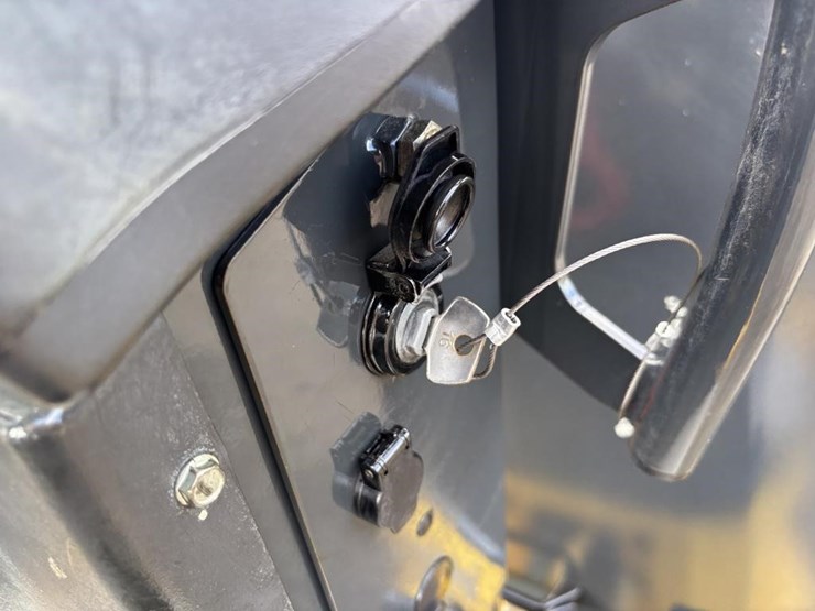 2017-bomag-bw120-image-20