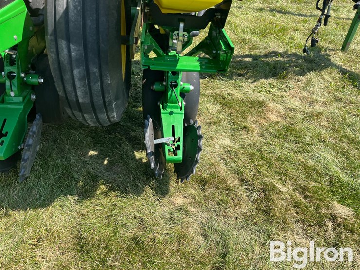 2011-john-deere-1770-image-17