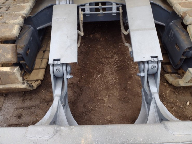 komatsu-pc128uu-2-image-20