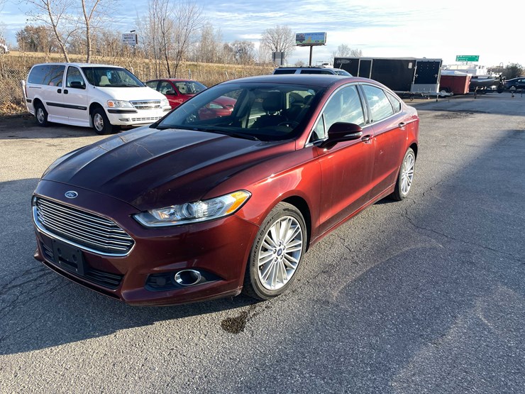 #1388-•-2015-ford-fusion-(has-wi-title)-(of)-image-1