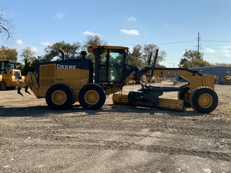 2015-deere-672g-image-4