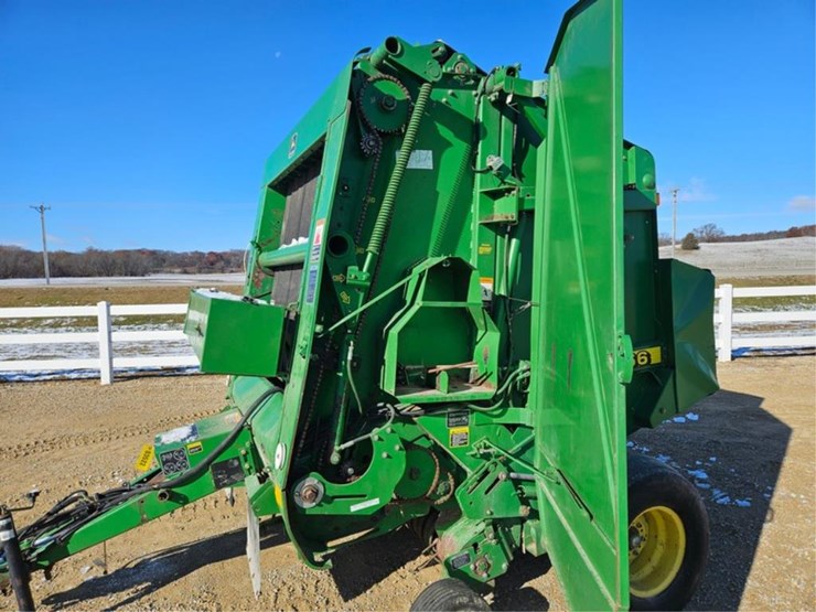 john-deere-566-image-14