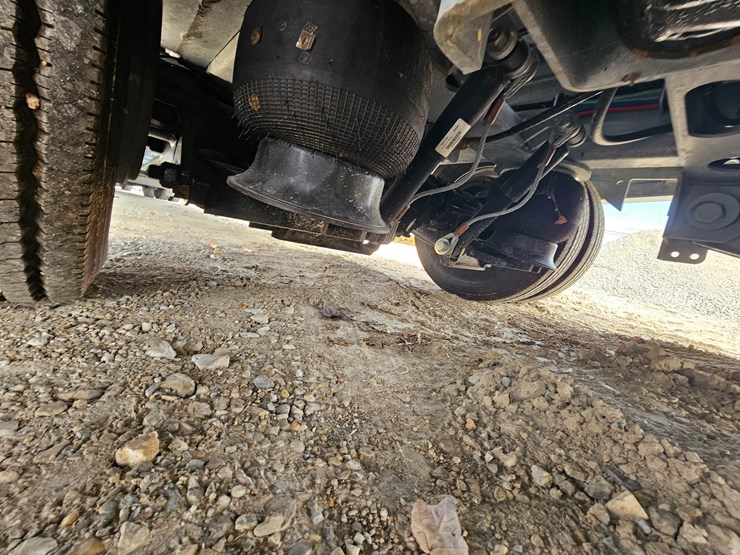 2025-landoll-440-image-49