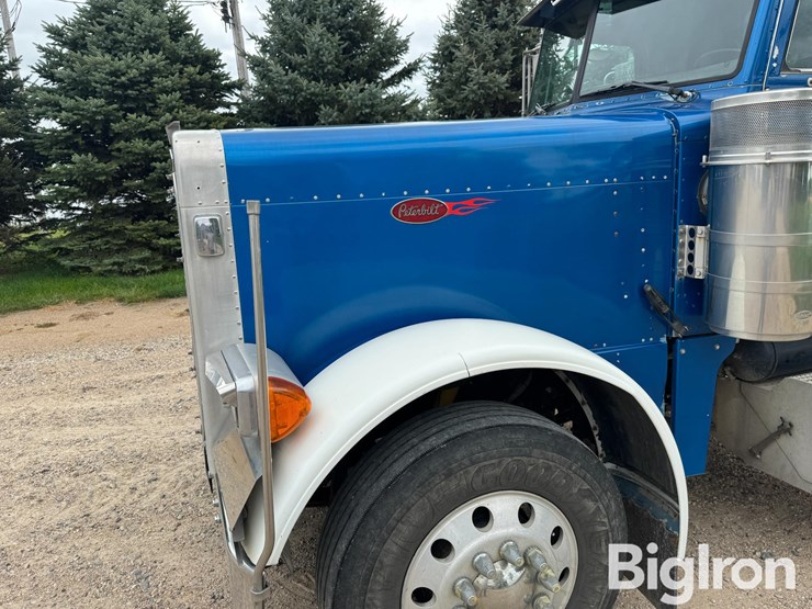 2000-peterbilt-379-image-19