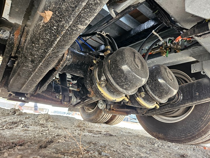 2025-landoll-440-image-35