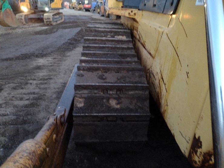 komatsu-d65ex-15-image-38