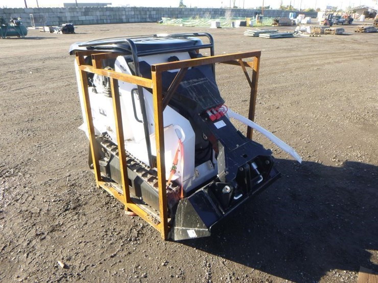 2025-bison-tele-bt360w-skid-steer-track-loader-image-2