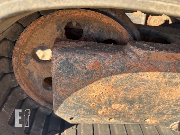 2016-caterpillar-304e2-cr-image-12