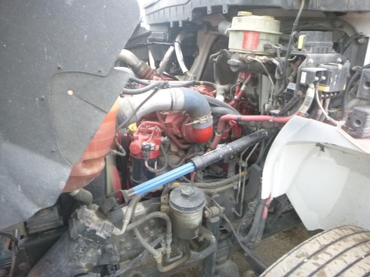 2019-international-durastar-4300-image-16