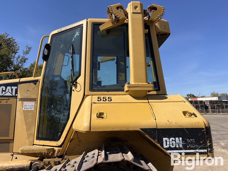 caterpillar-d6n-xl-image-9